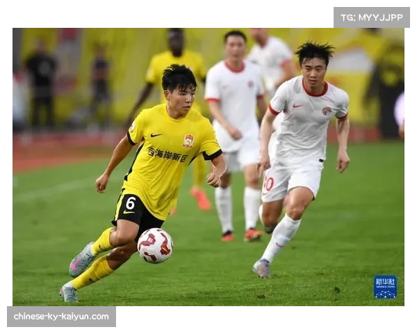 青岛海牛赛季首胜关键 韦子弦稳定发挥筑牢防线基础